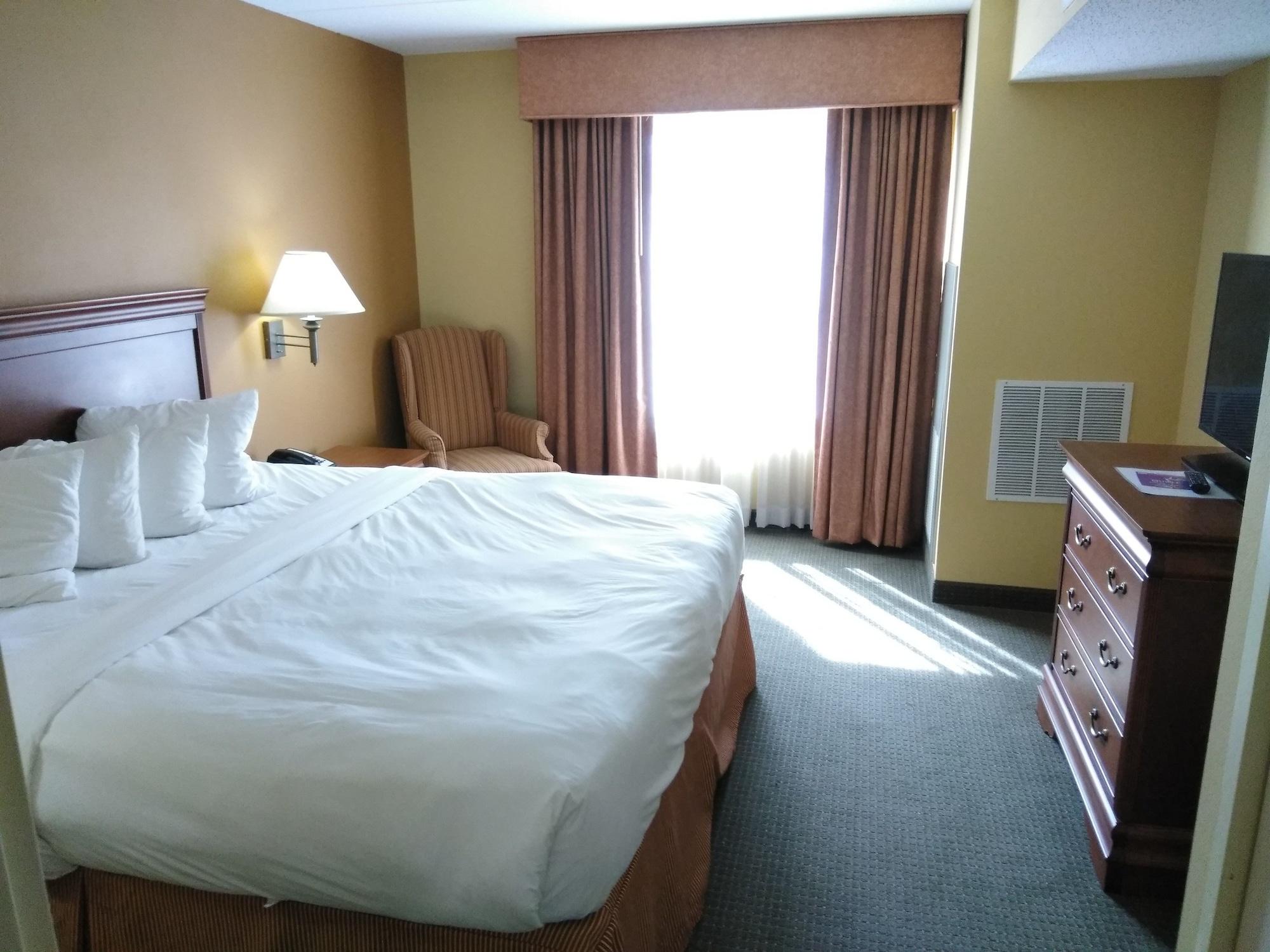 Baymont By Wyndham Clinton Hotel Ngoại thất bức ảnh
